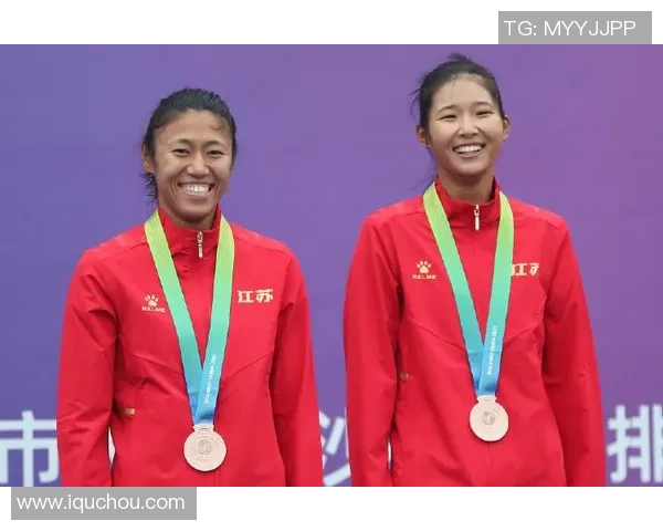 我为重庆拼 - 罗小敏：退役一年练习不断，大学教师“举”起全运铜牌